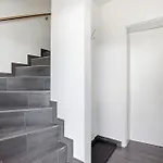 Nautilus شقة